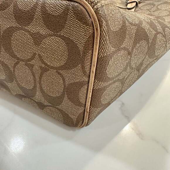 COACH Peyton Signature Zip Top Tote Y2K - Picture 13 of 17